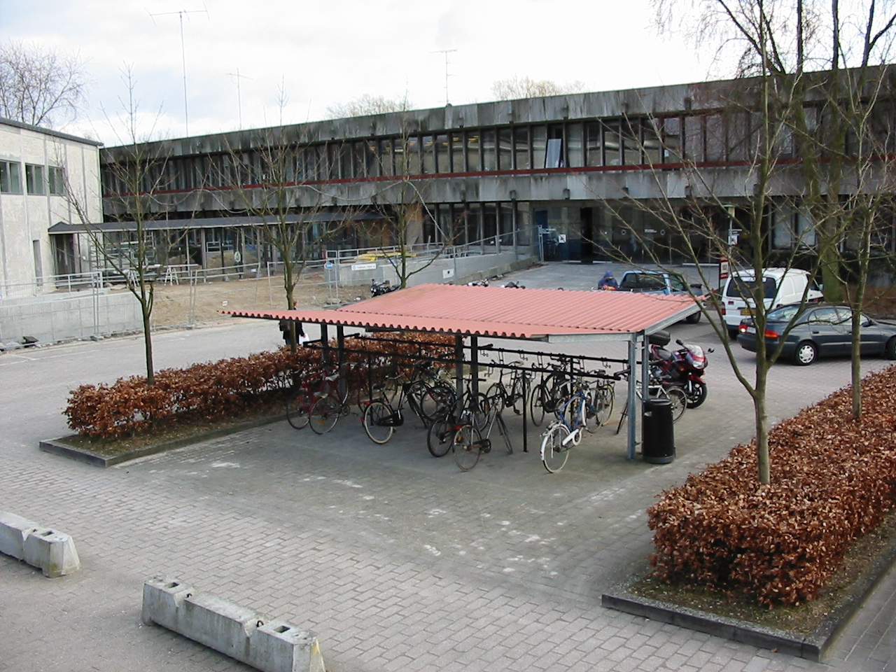2002